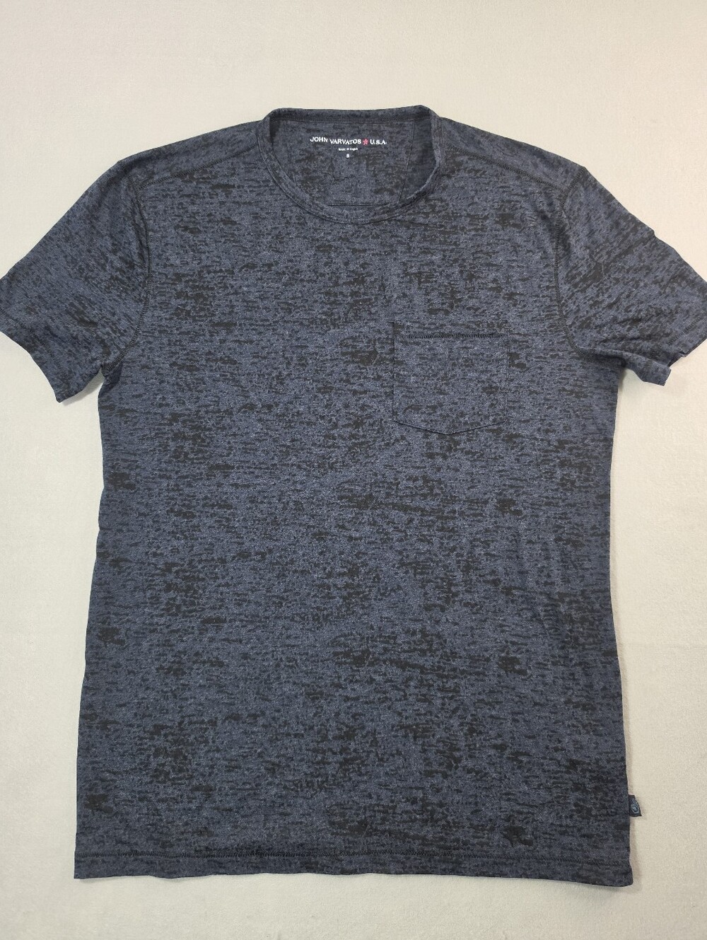 John Varvatos Men’s Heathered Navy Pocket T‑Shirt - Small